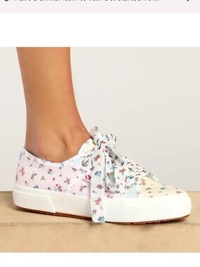Superga Floral sneaker size 10 EUC